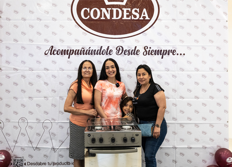 Familia de El Vigía fue premiada con una cocina Condesa